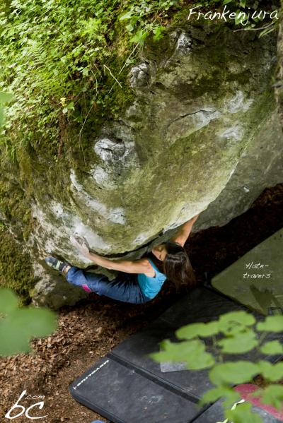 Layla in "Hate-Travers" (1)